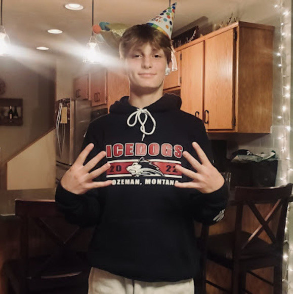 Meet your Posher, Kaden - Picture 1 of 1